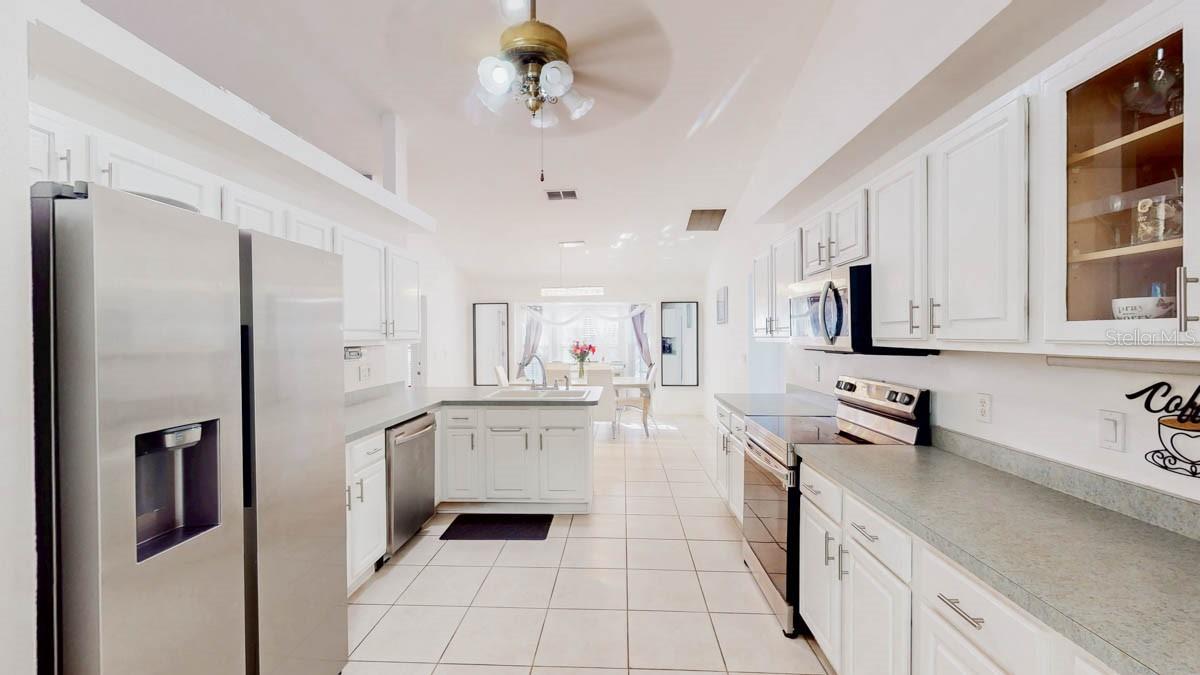 Image 5 of 27 For 13850 71st Lane