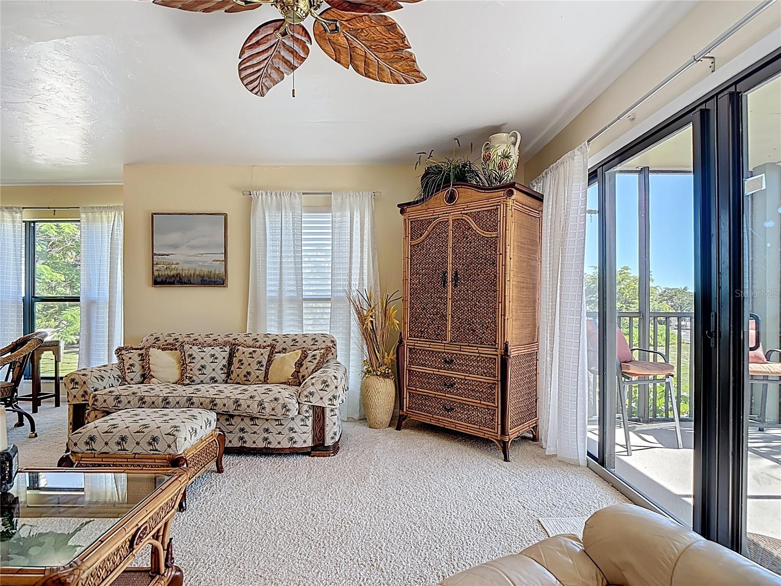 Image 25 of 87 For 16750 Bocilla Palms Drive 74