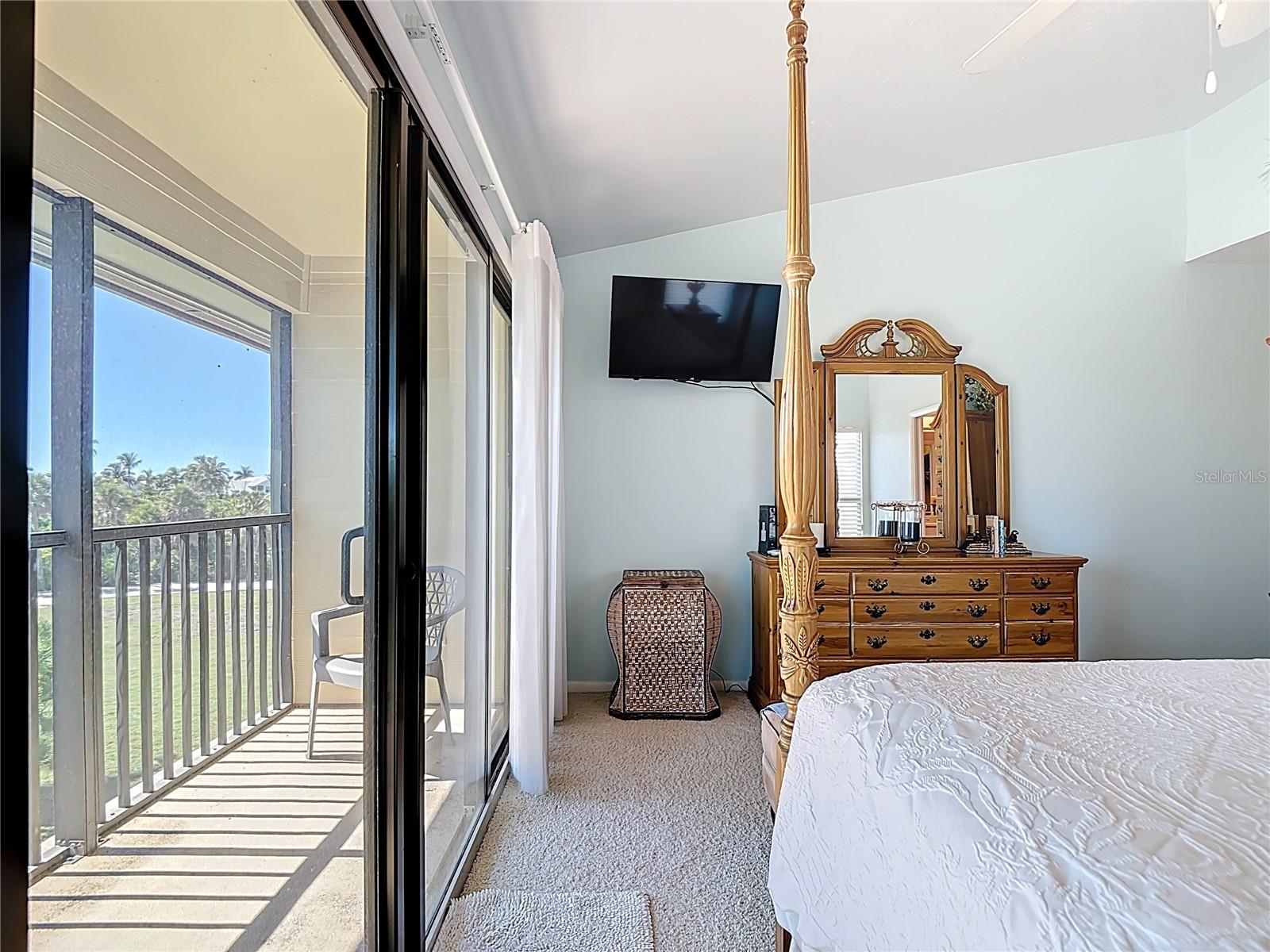 Image 41 of 87 For 16750 Bocilla Palms Drive 74
