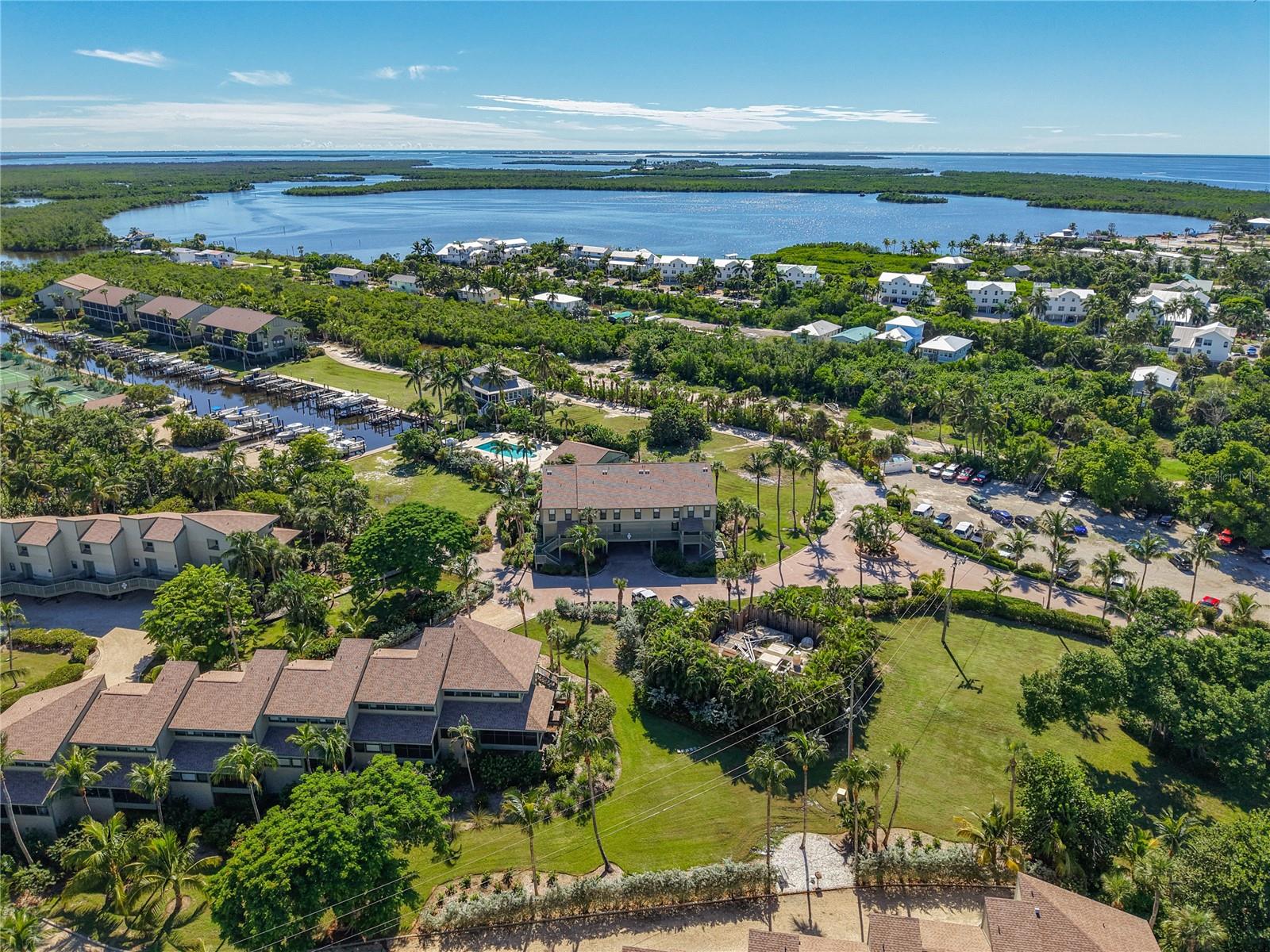 Image 5 of 87 For 16750 Bocilla Palms Drive 74