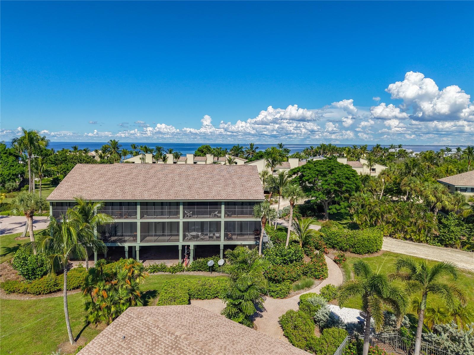 Image 61 of 87 For 16750 Bocilla Palms Drive 74