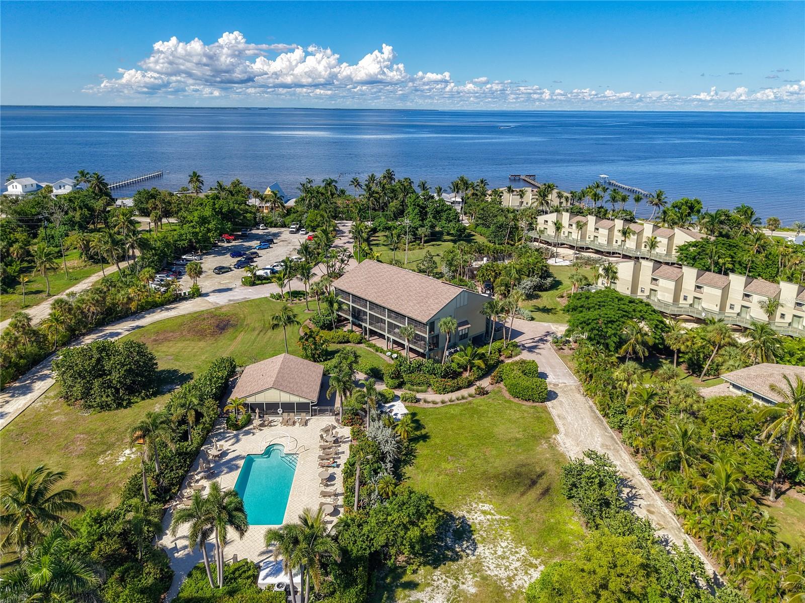 Image 73 of 87 For 16750 Bocilla Palms Drive 74