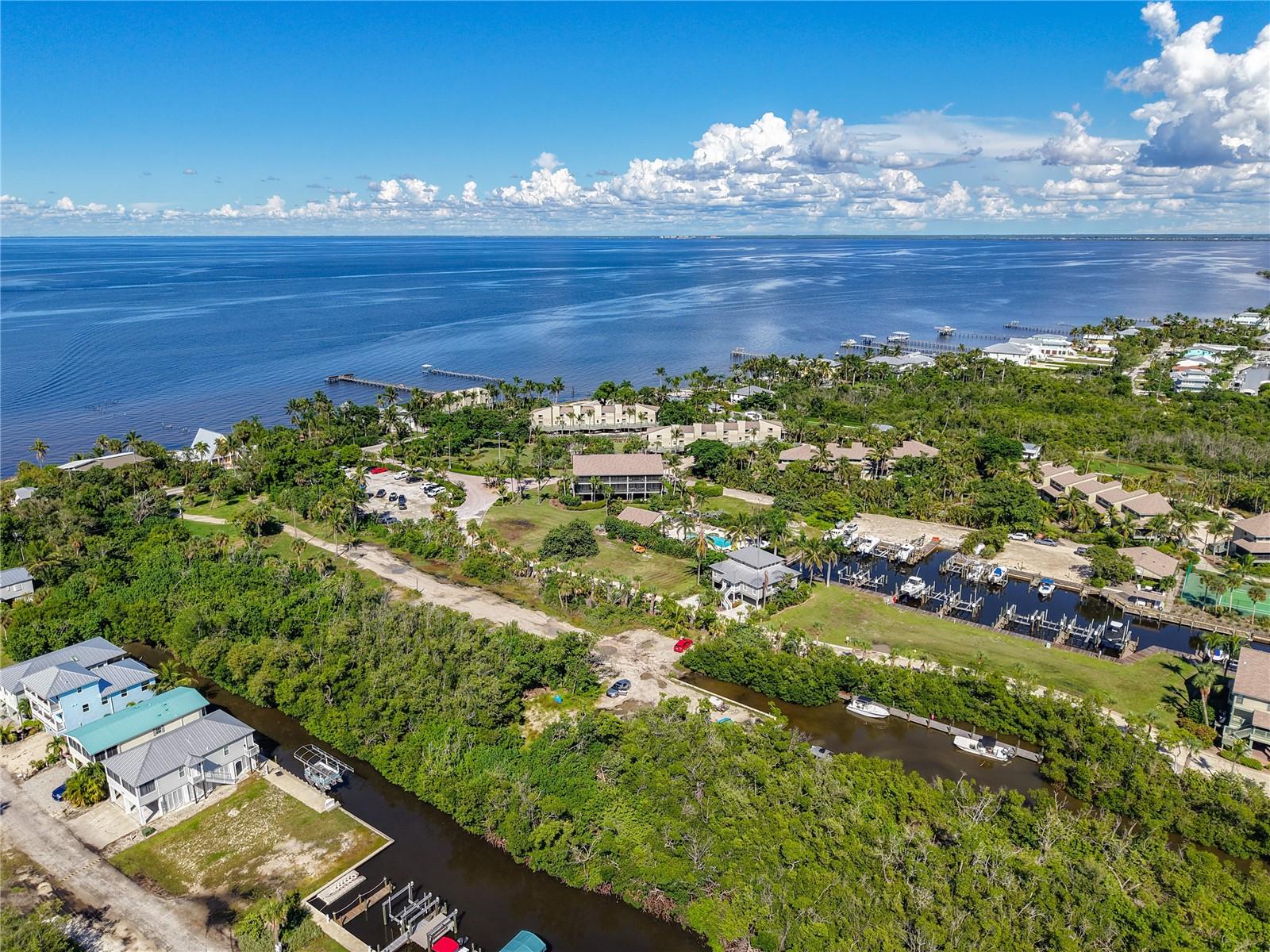 Image 75 of 87 For 16750 Bocilla Palms Drive 74