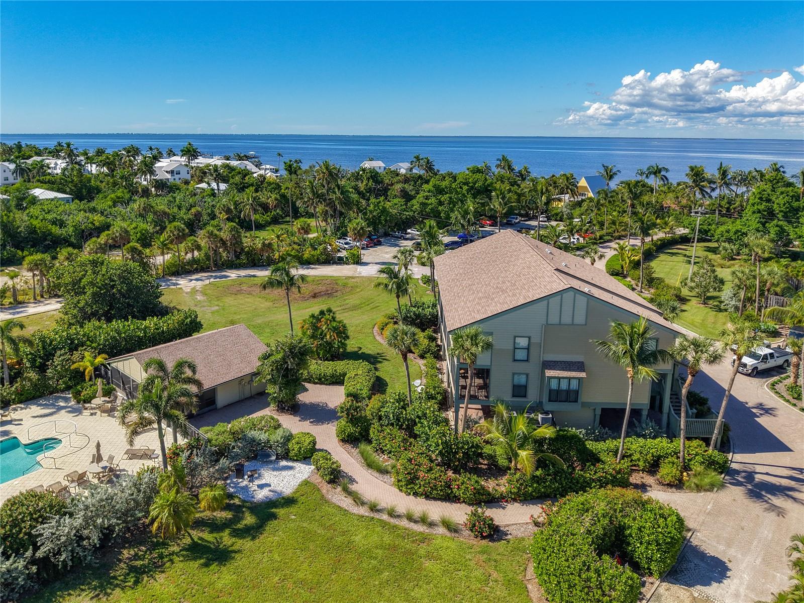 Image 77 of 87 For 16750 Bocilla Palms Drive 74
