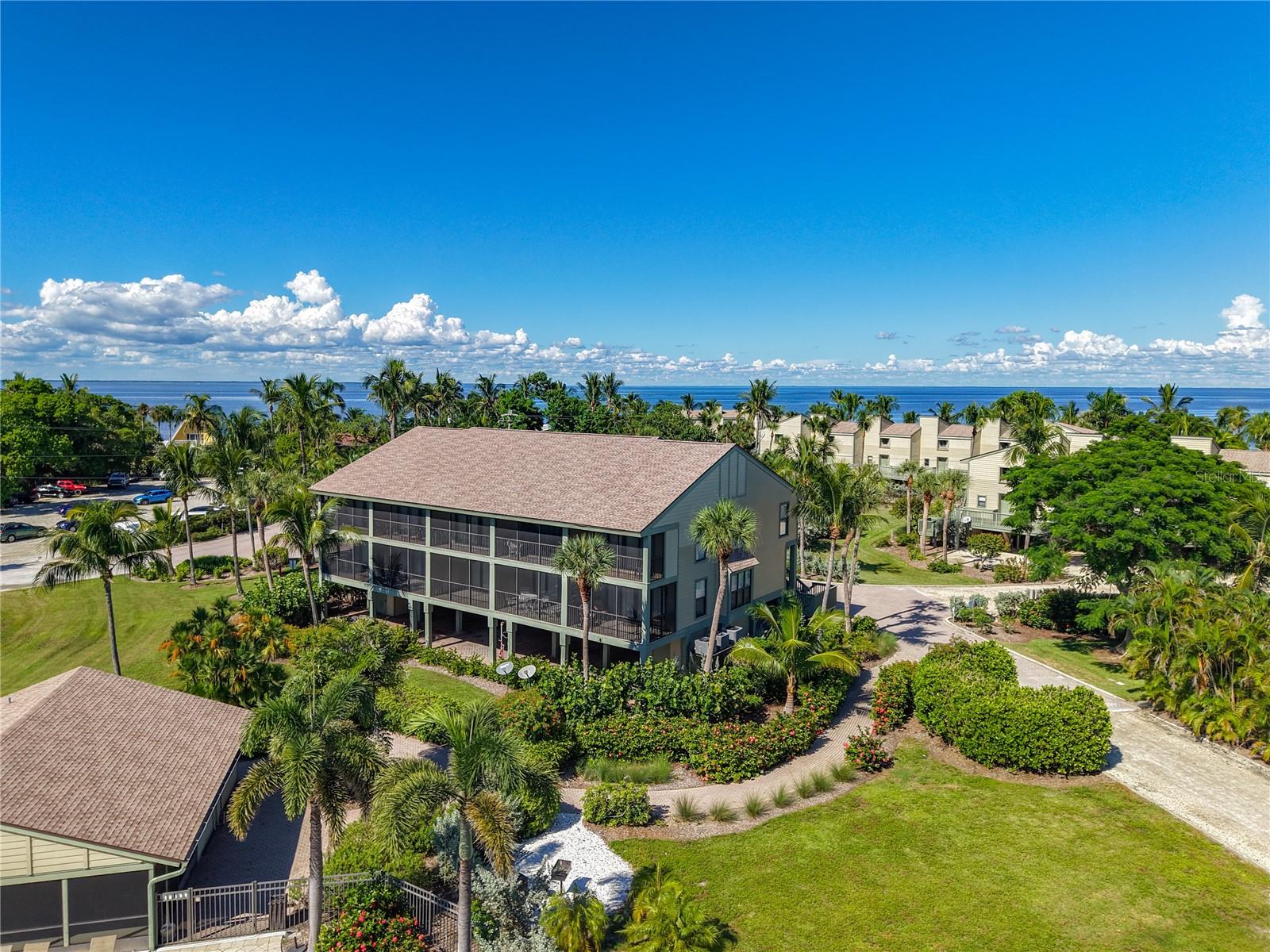 Image 81 of 87 For 16750 Bocilla Palms Drive 74