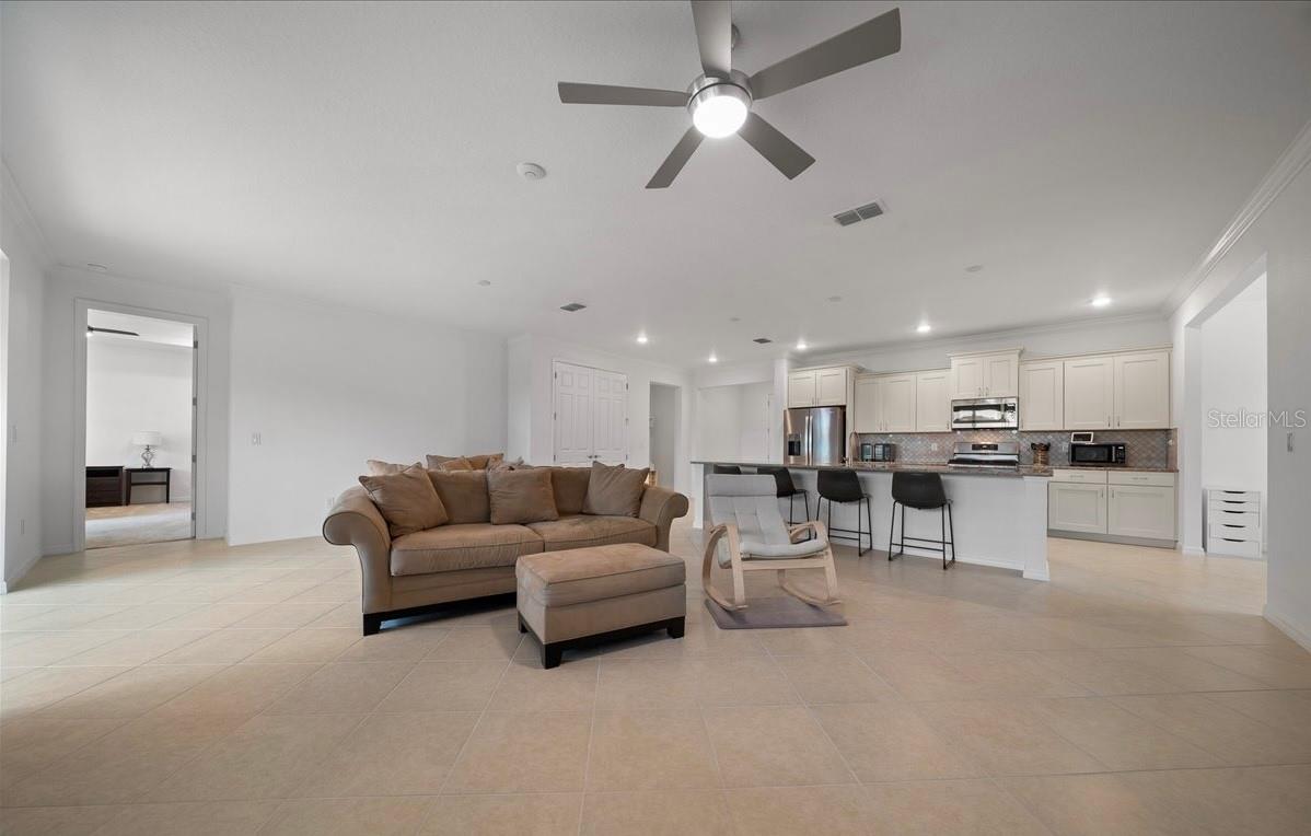 Image 10 of 49 For 8932 101st Circle