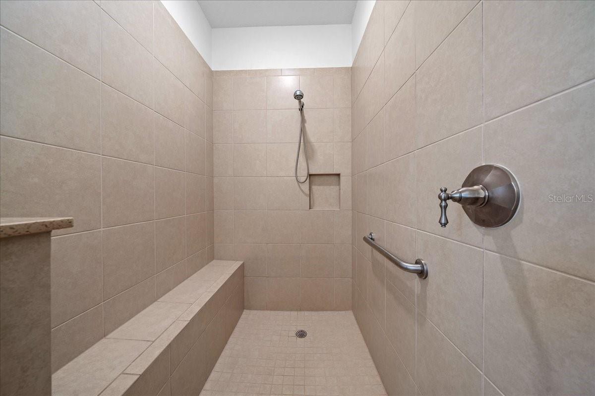 Image 18 of 49 For 8932 101st Circle