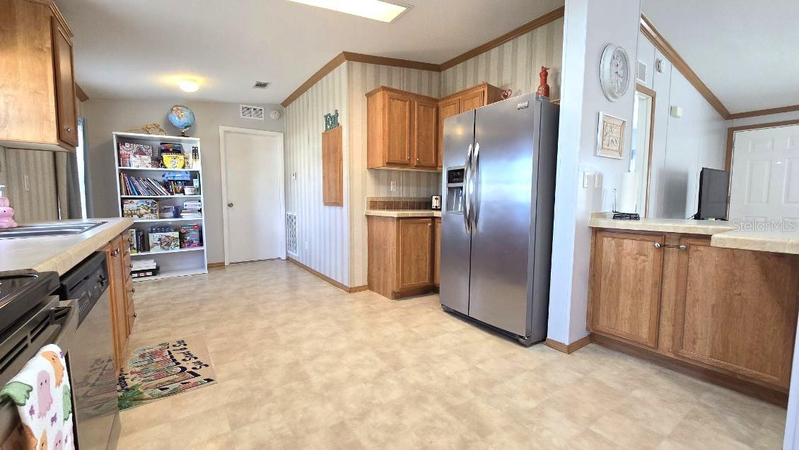 Image 19 of 43 For 8811 66th Terrace