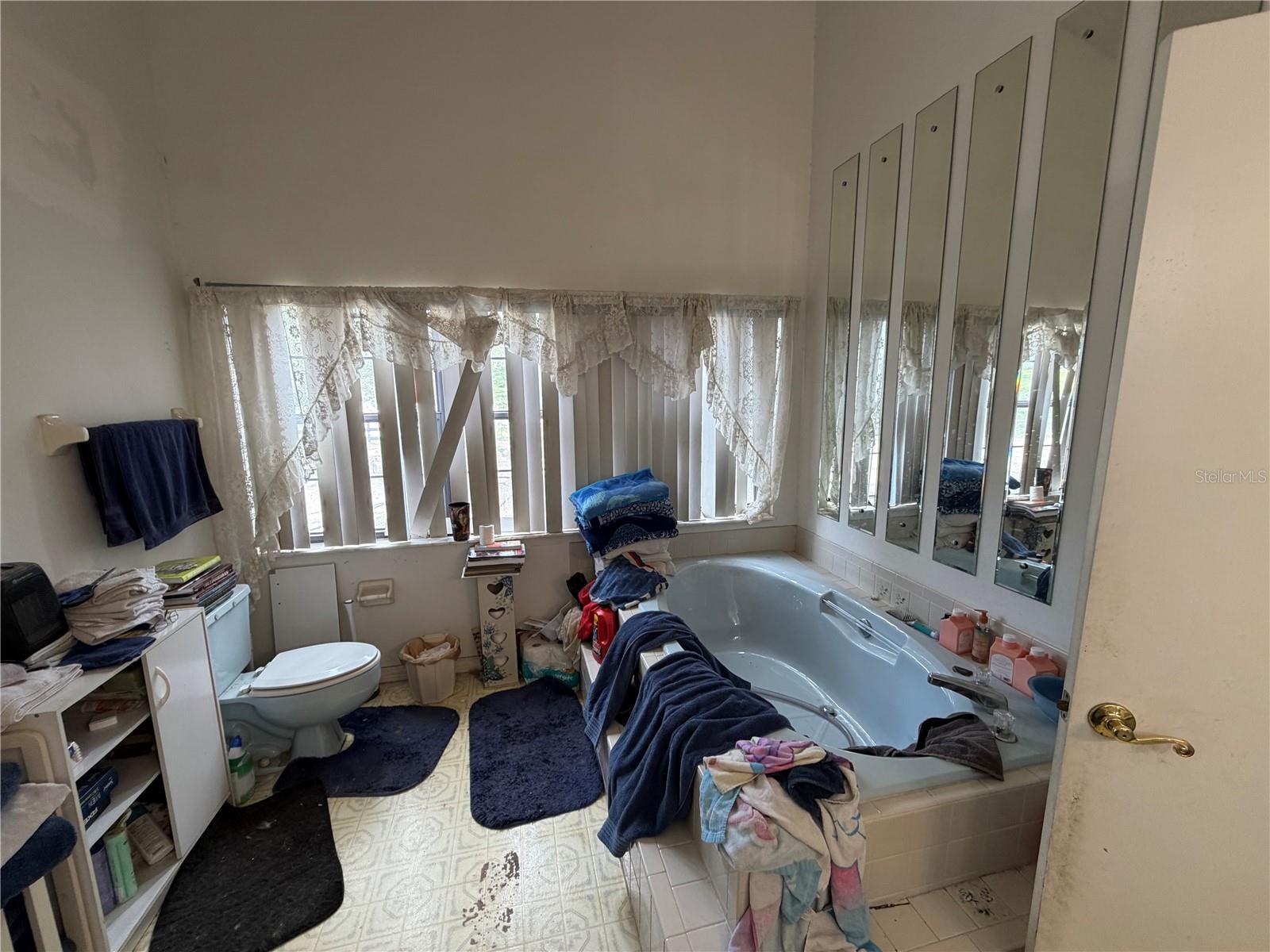 Image 23 of 41 For 9 Hialeah Drive