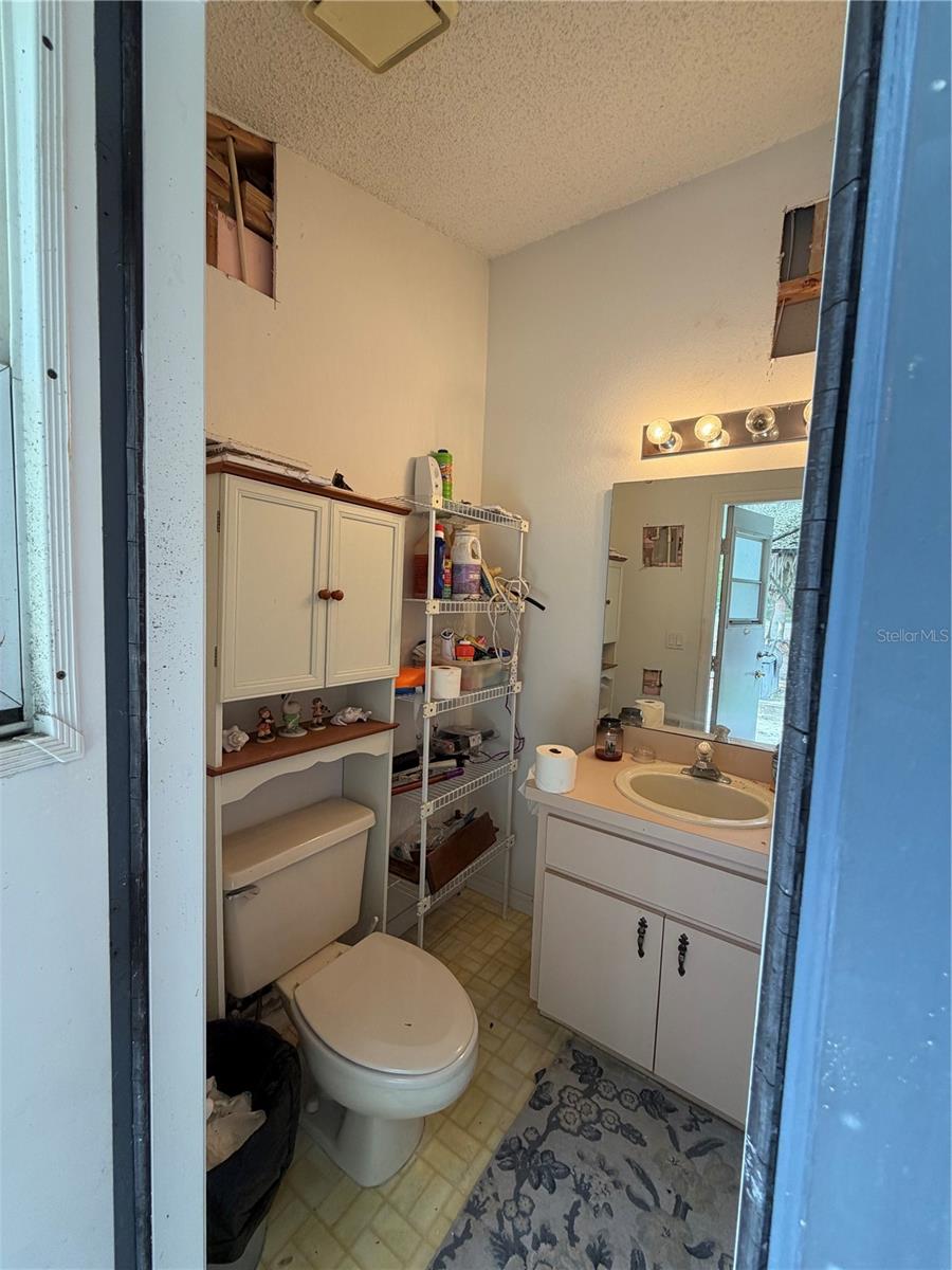 Image 36 of 41 For 9 Hialeah Drive