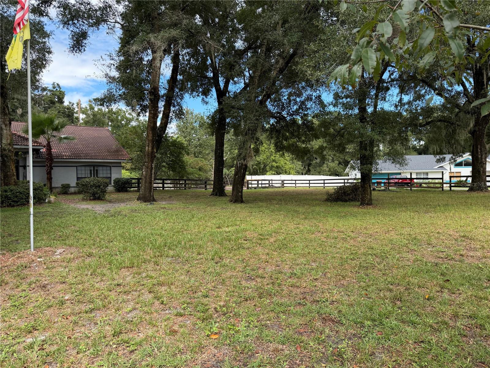 Image 5 of 41 For 9 Hialeah Drive