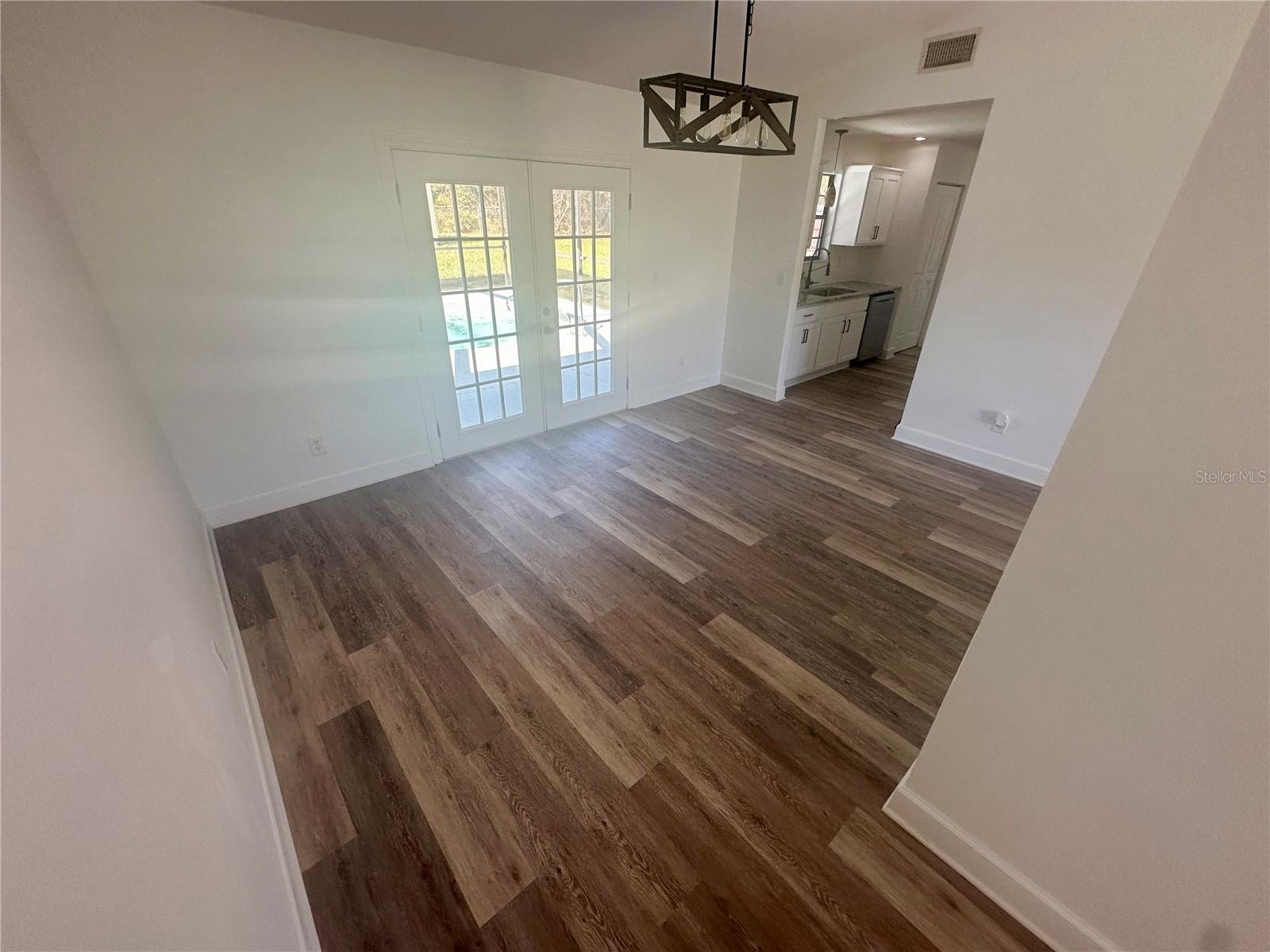 Image 18 of 75 For 4886 26th Terrace