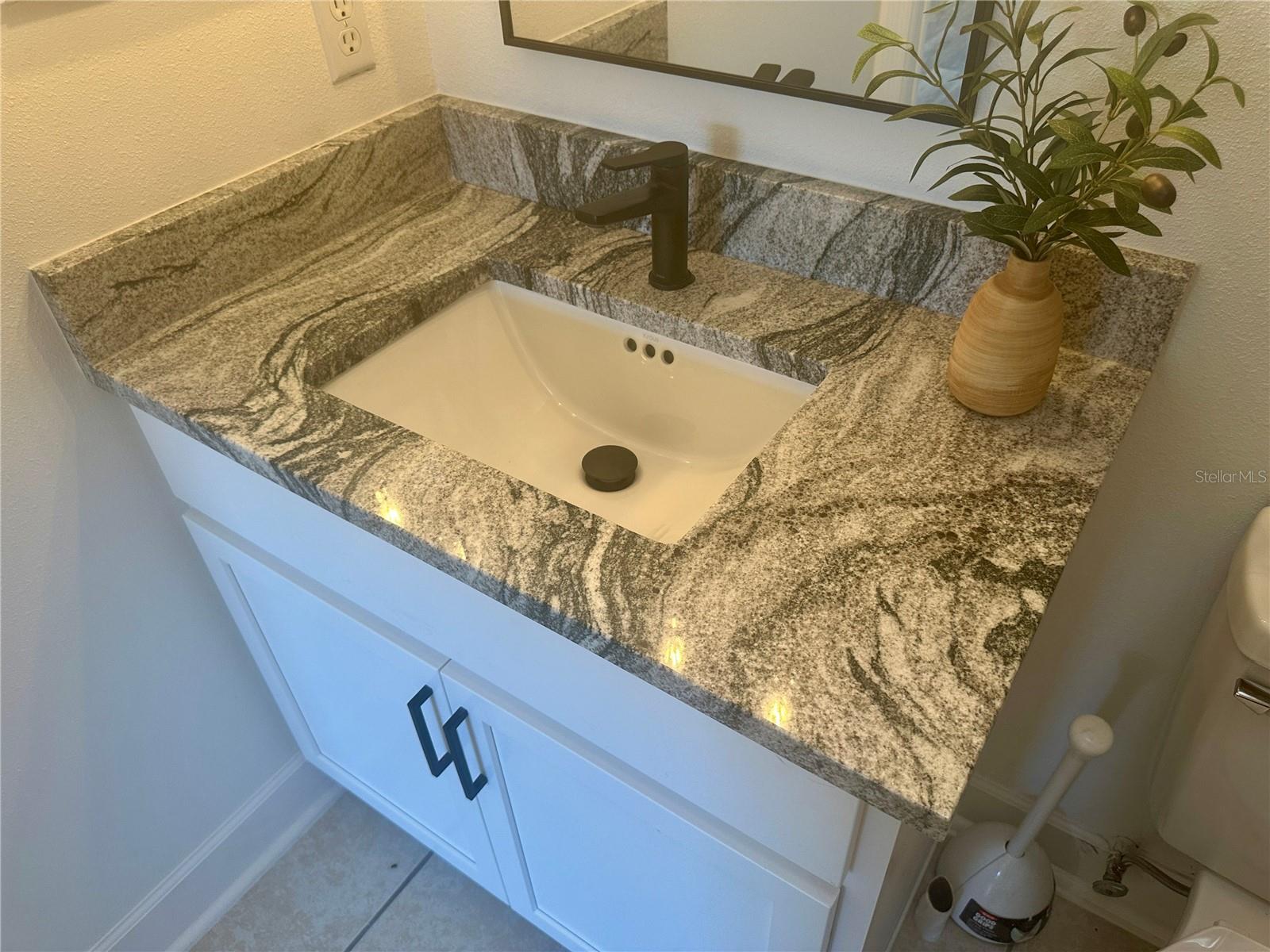 Image 32 of 75 For 4886 26th Terrace