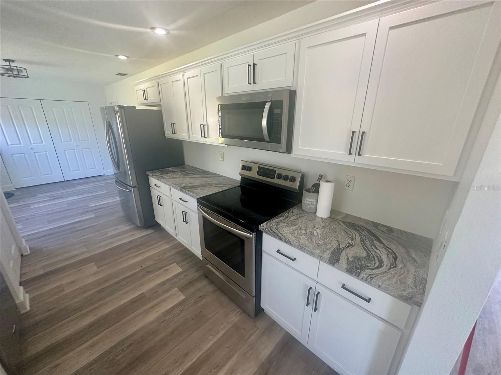 Image 6 of 75 For 4886 26th Terrace