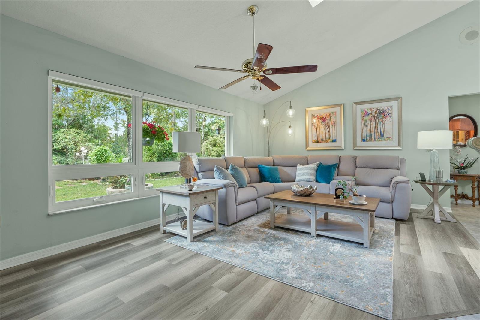 Image 23 of 48 For 4 Ipomoea Court