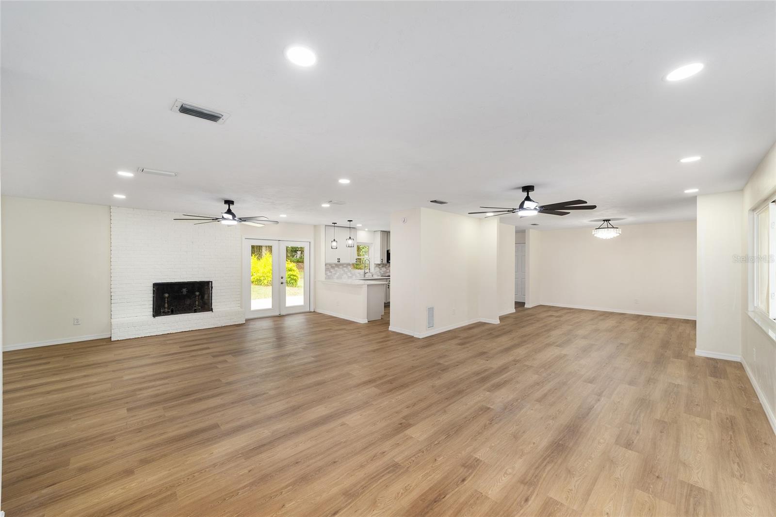 Image 10 of 58 For 9310 10th Place