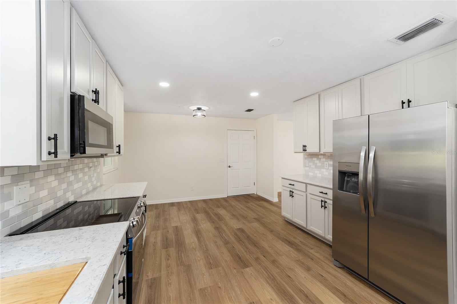 Image 21 of 58 For 9310 10th Place