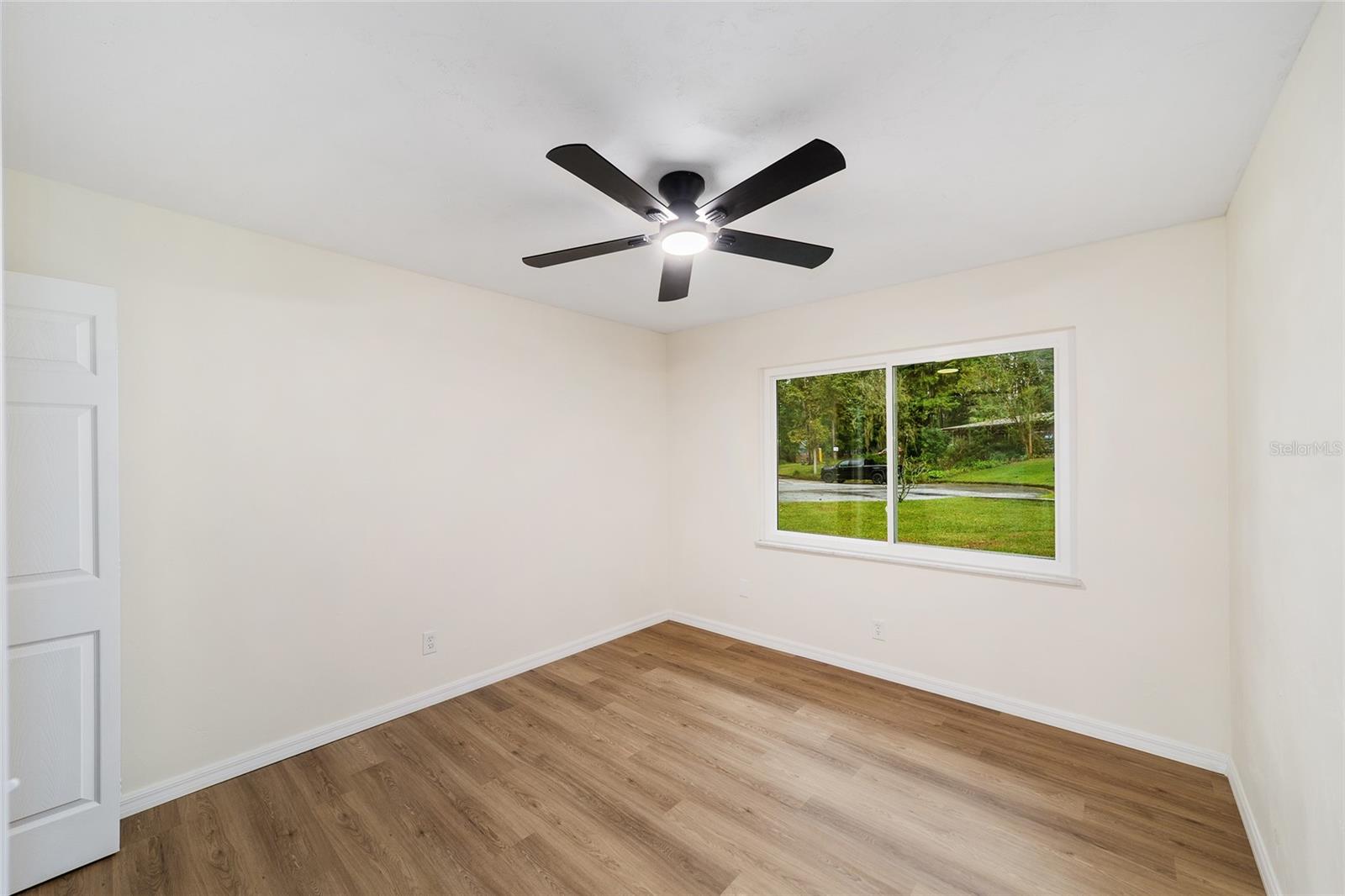 Image 26 of 58 For 9310 10th Place