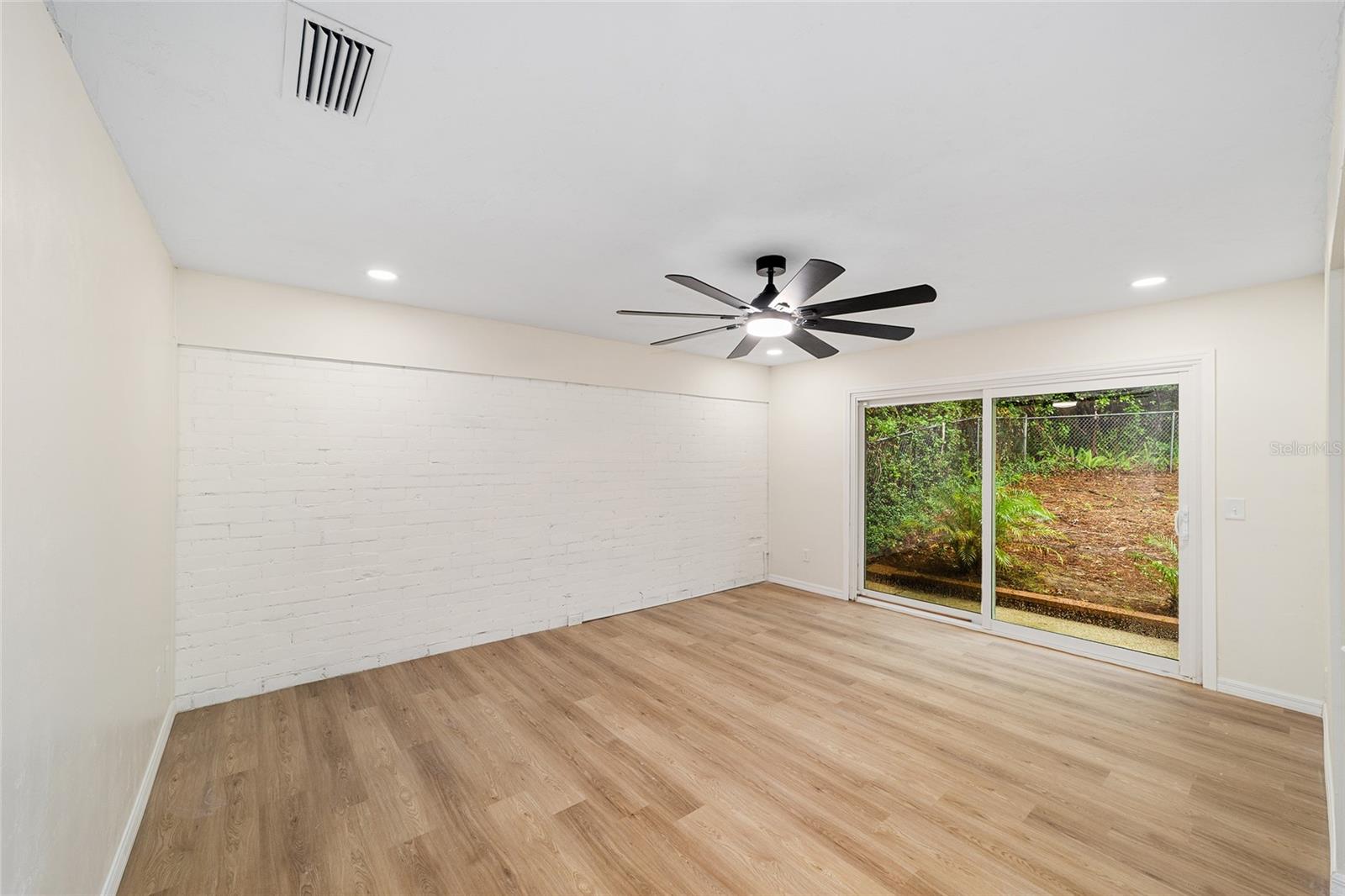 Image 31 of 58 For 9310 10th Place