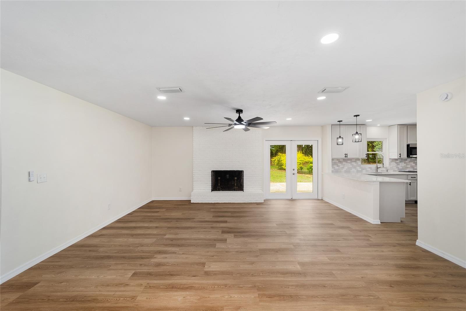 Image 9 of 58 For 9310 10th Place