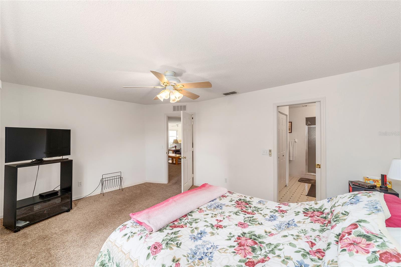 Image 26 of 51 For 9224 93rd Circle