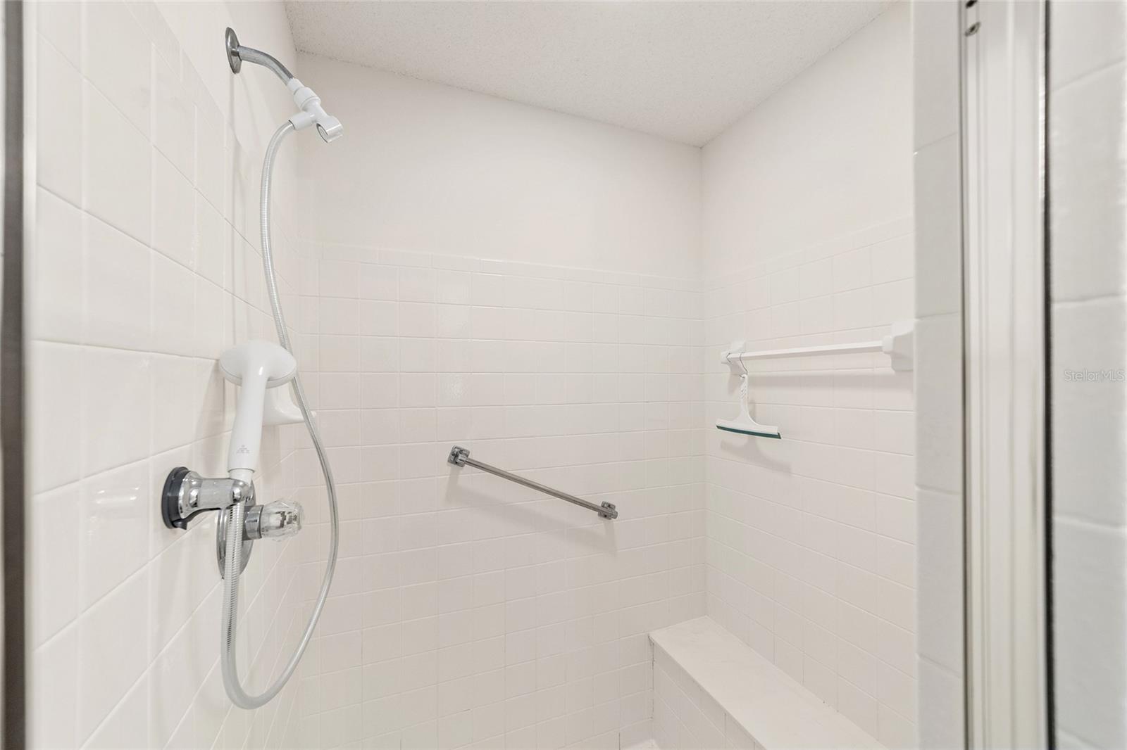 Image 30 of 51 For 9224 93rd Circle