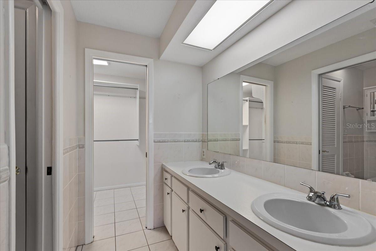 Image 30 of 60 For 11310 Bayshore Drive 58