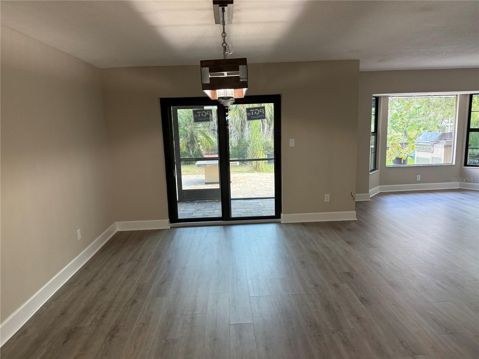 Image 7 of 60 For 11310 Bayshore Drive 58