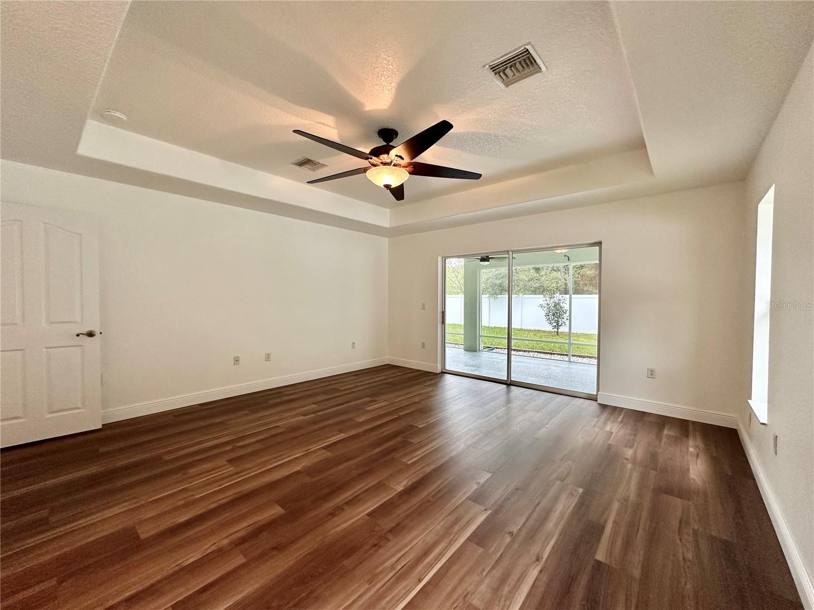 Listing photo id 18 for 22 Imree Lane