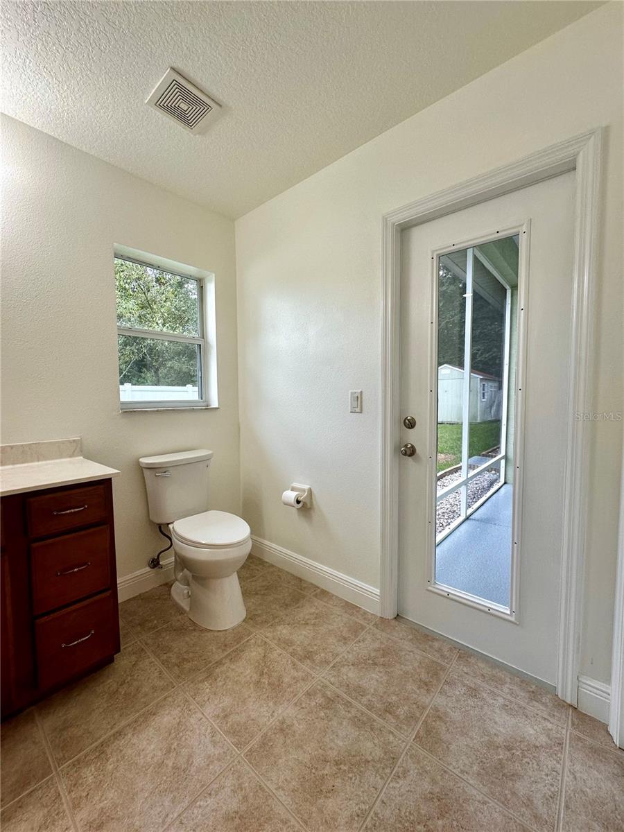 Listing photo id 21 for 22 Imree Lane