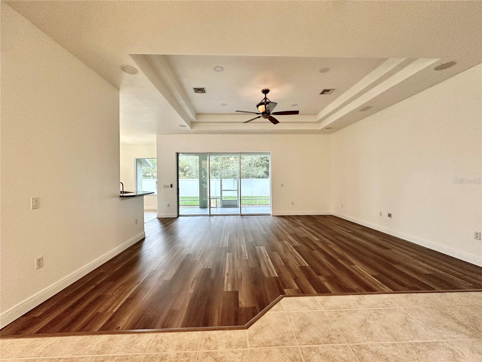 Listing photo id 2 for 22 Imree Lane