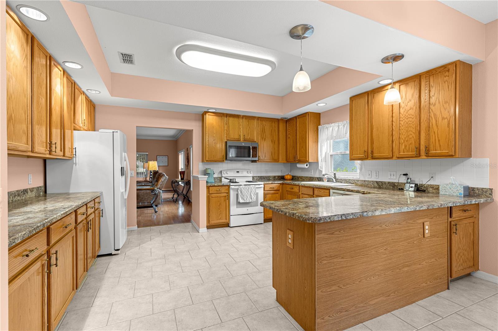 Image 33 of 50 For 9200 93rd Circle