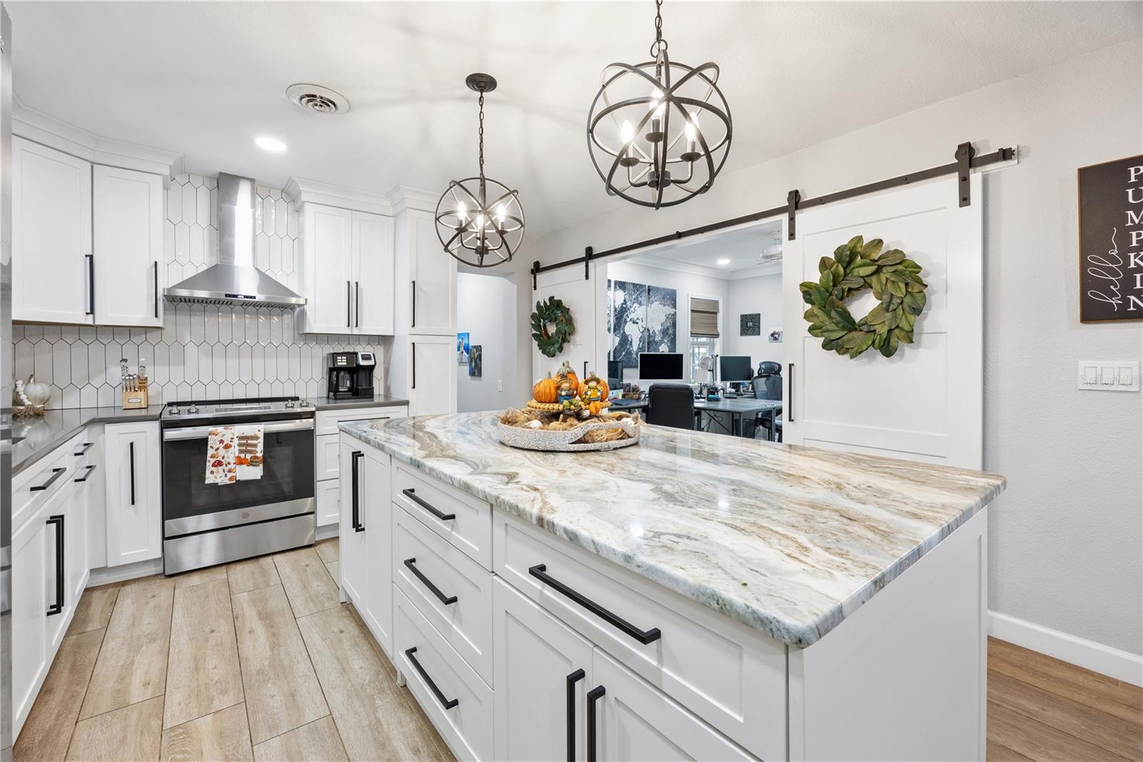 Image 20 of 50 For 1340 16th Street