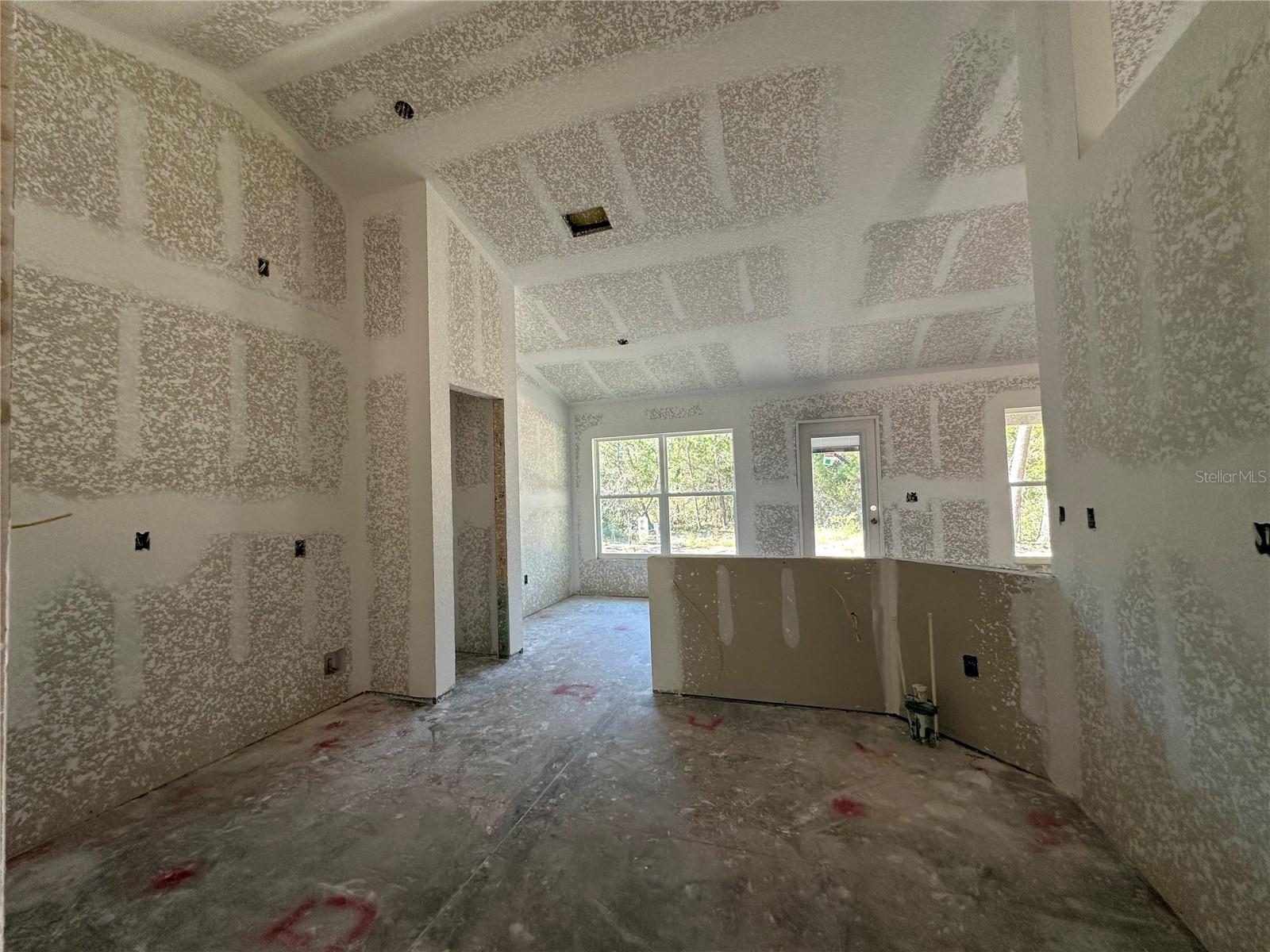 Image 13 of 23 For 16 Elm Loop 