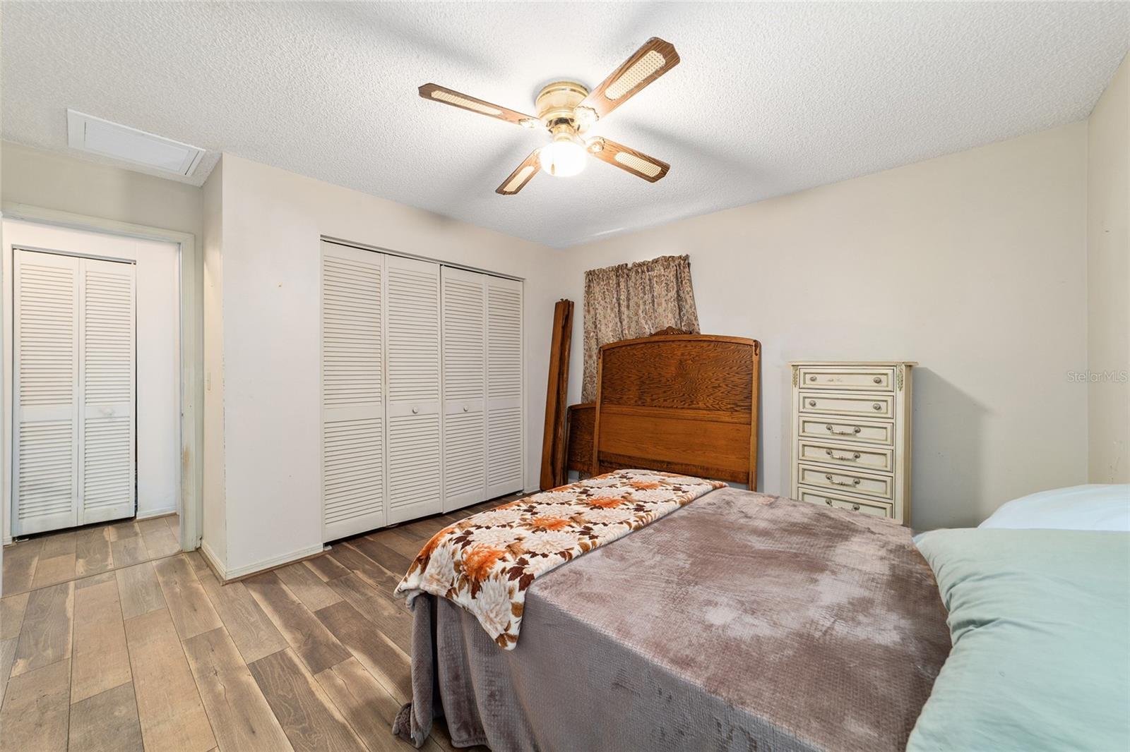 Image 19 of 43 For 5556 62nd Place