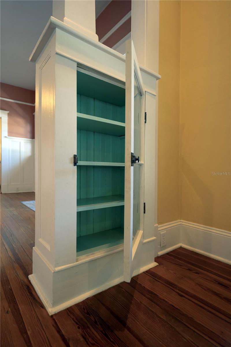 Image 36 of 48 For 207 1st Avenue