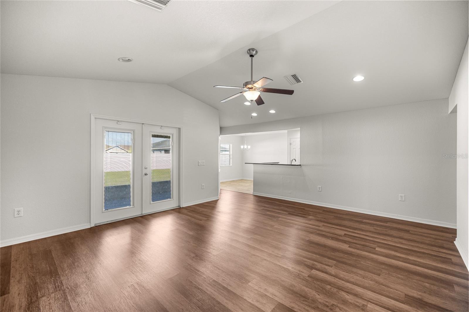 Image 11 of 28 For 9918 51st Court