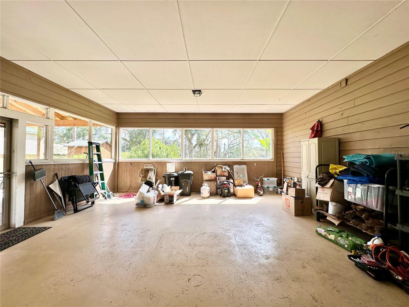 Image 44 of 83 For 370 Gardenia Way