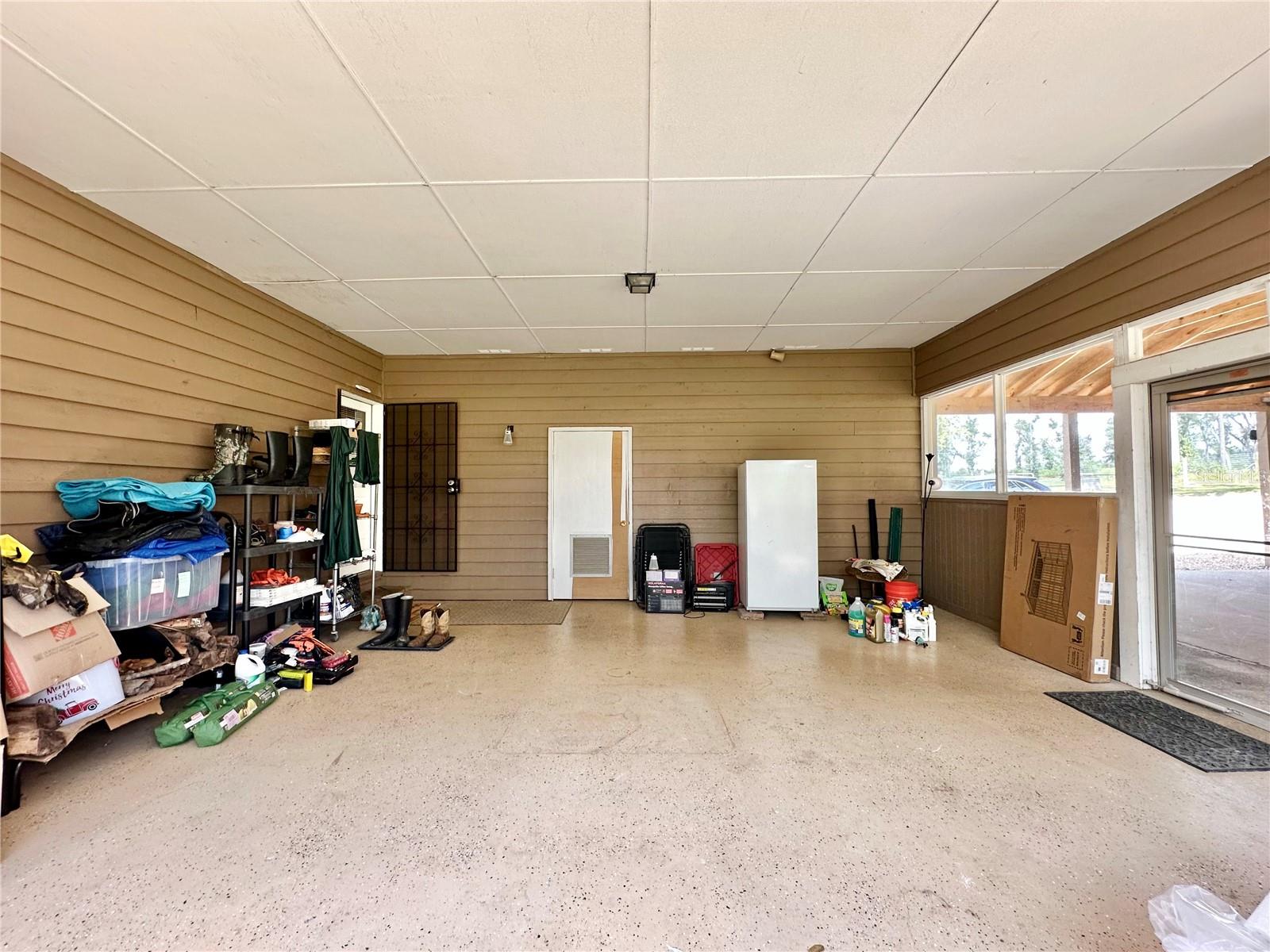 Image 45 of 83 For 370 Gardenia Way