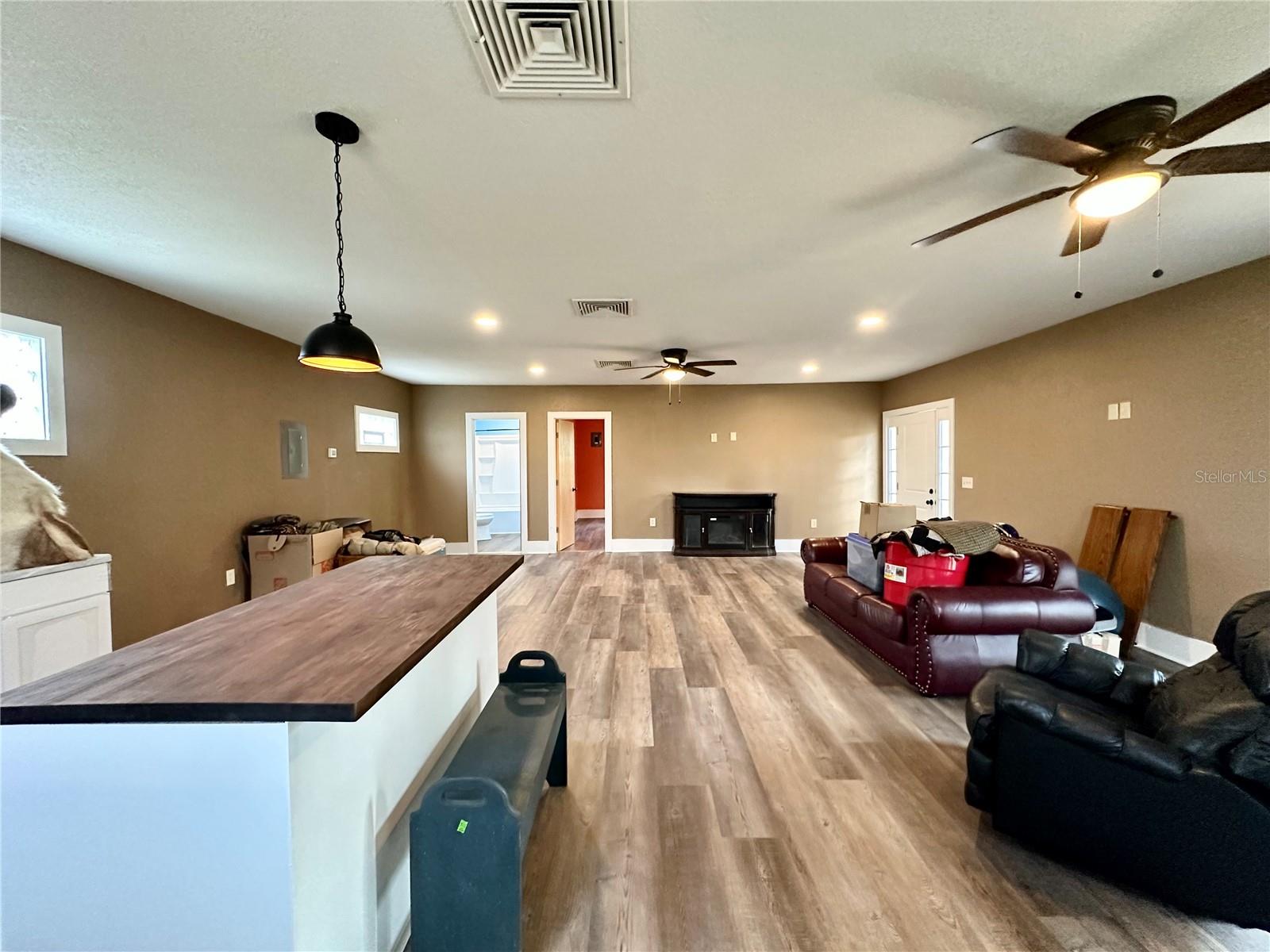 Image 56 of 83 For 370 Gardenia Way