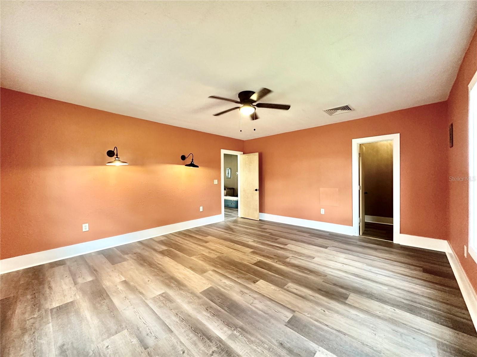 Image 58 of 83 For 370 Gardenia Way