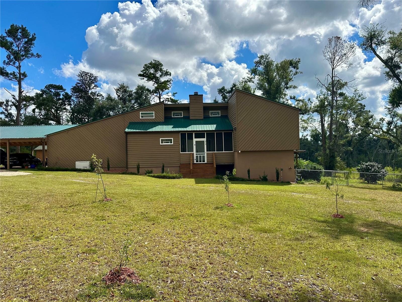 Image 76 of 83 For 370 Gardenia Way