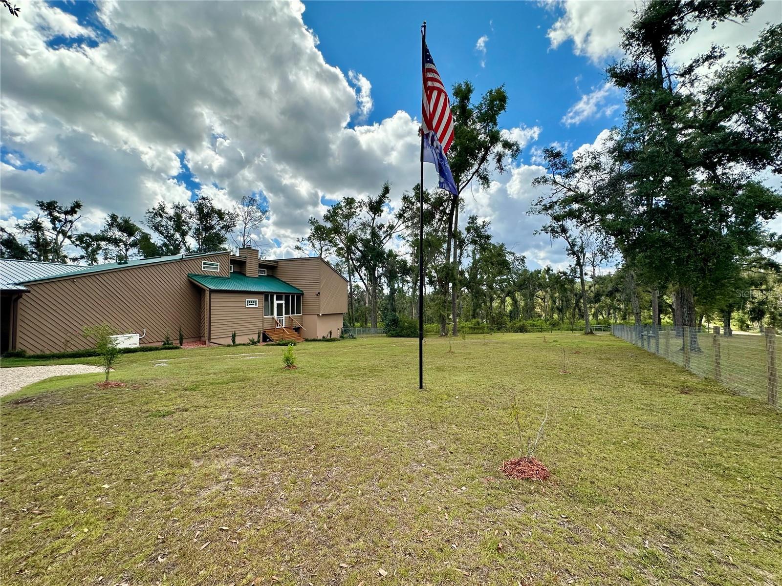 Image 77 of 83 For 370 Gardenia Way