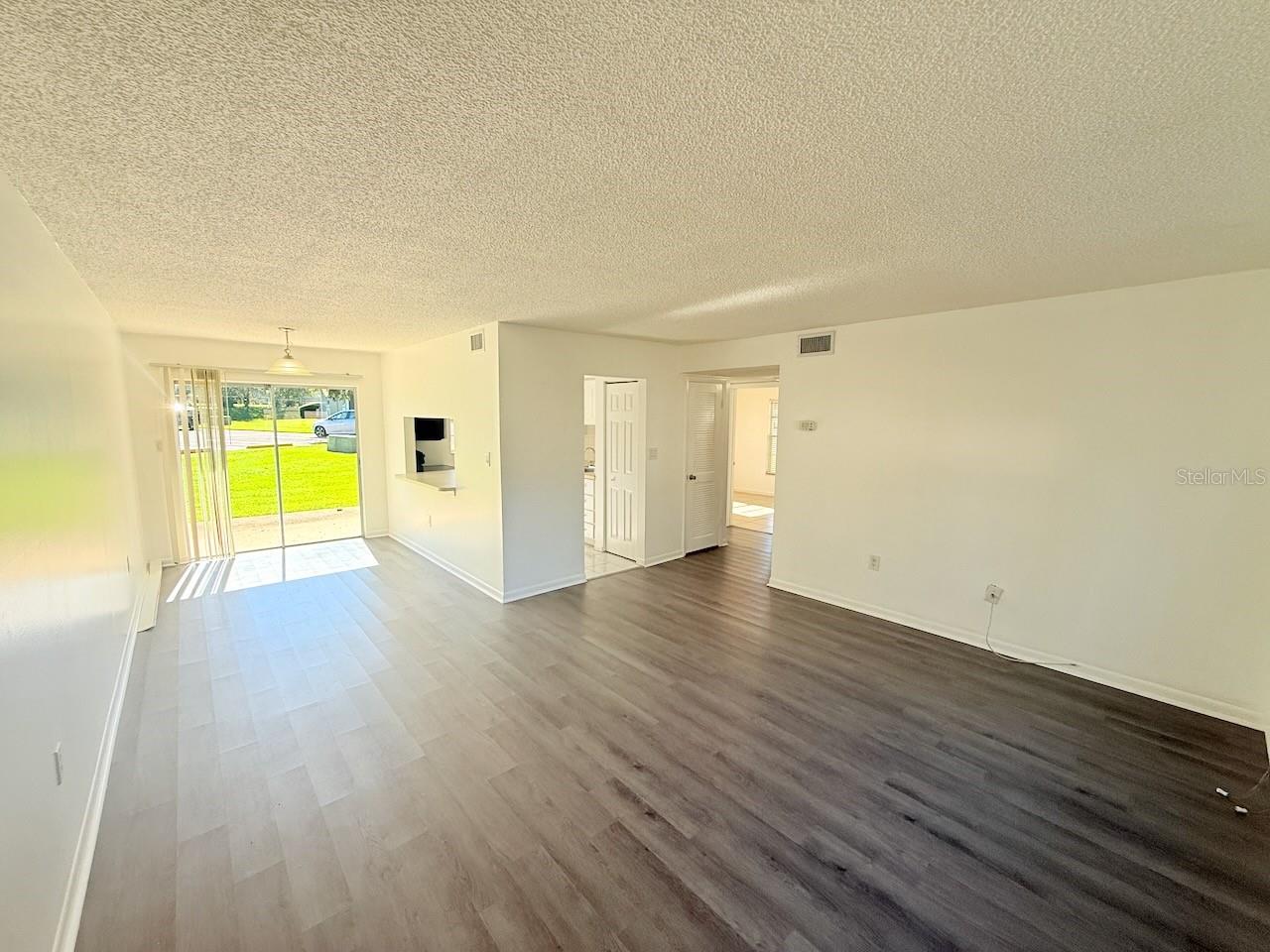 Image 5 of 14 For 2419 16th Avenue H