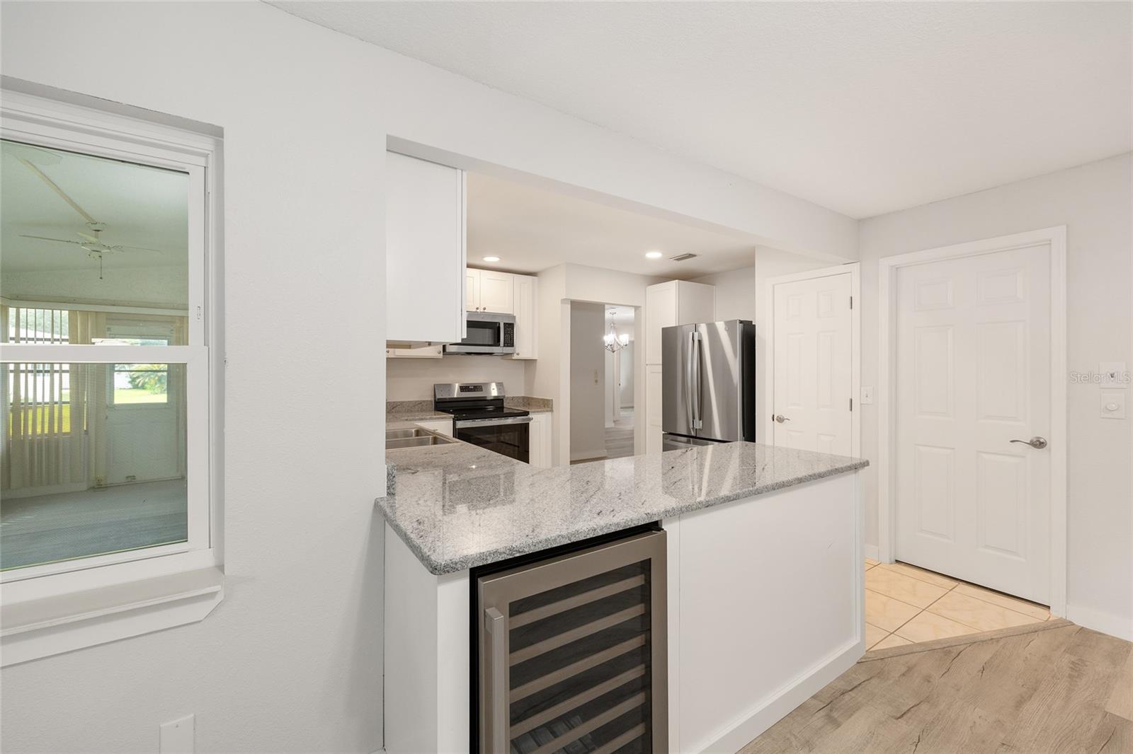 Image 20 of 32 For 8620 94th Street G