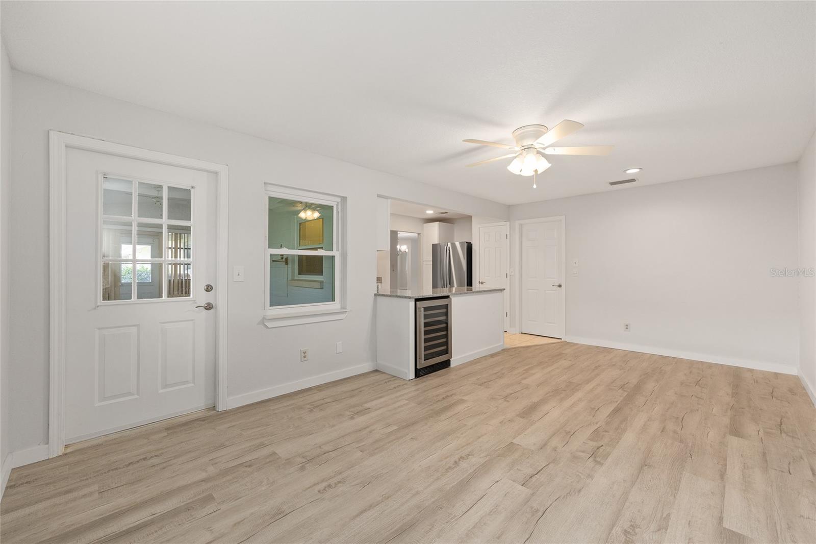 Image 24 of 32 For 8620 94th Street G