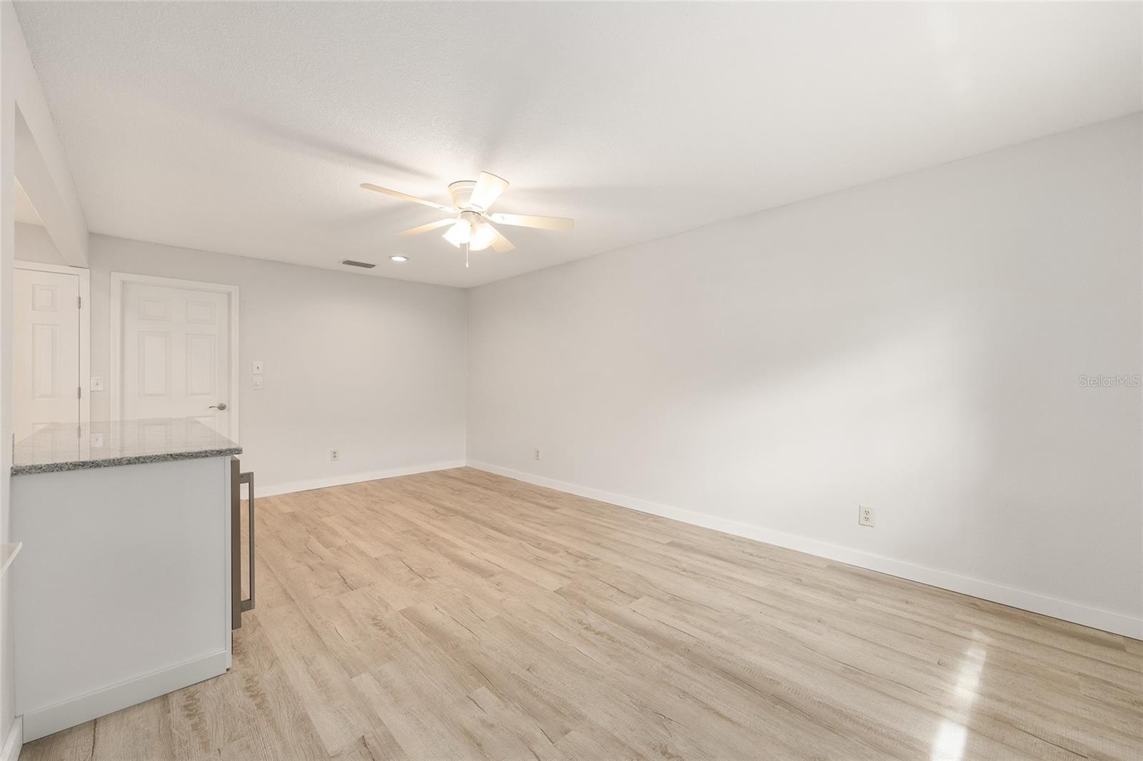 Image 25 of 32 For 8620 94th Street G