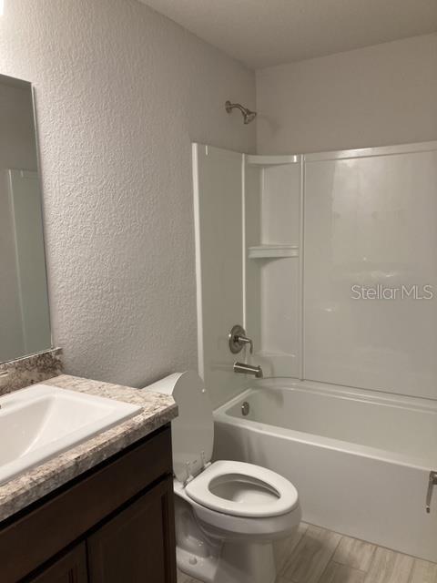 Image 26 of 27 For 6 Olive Circle Loop