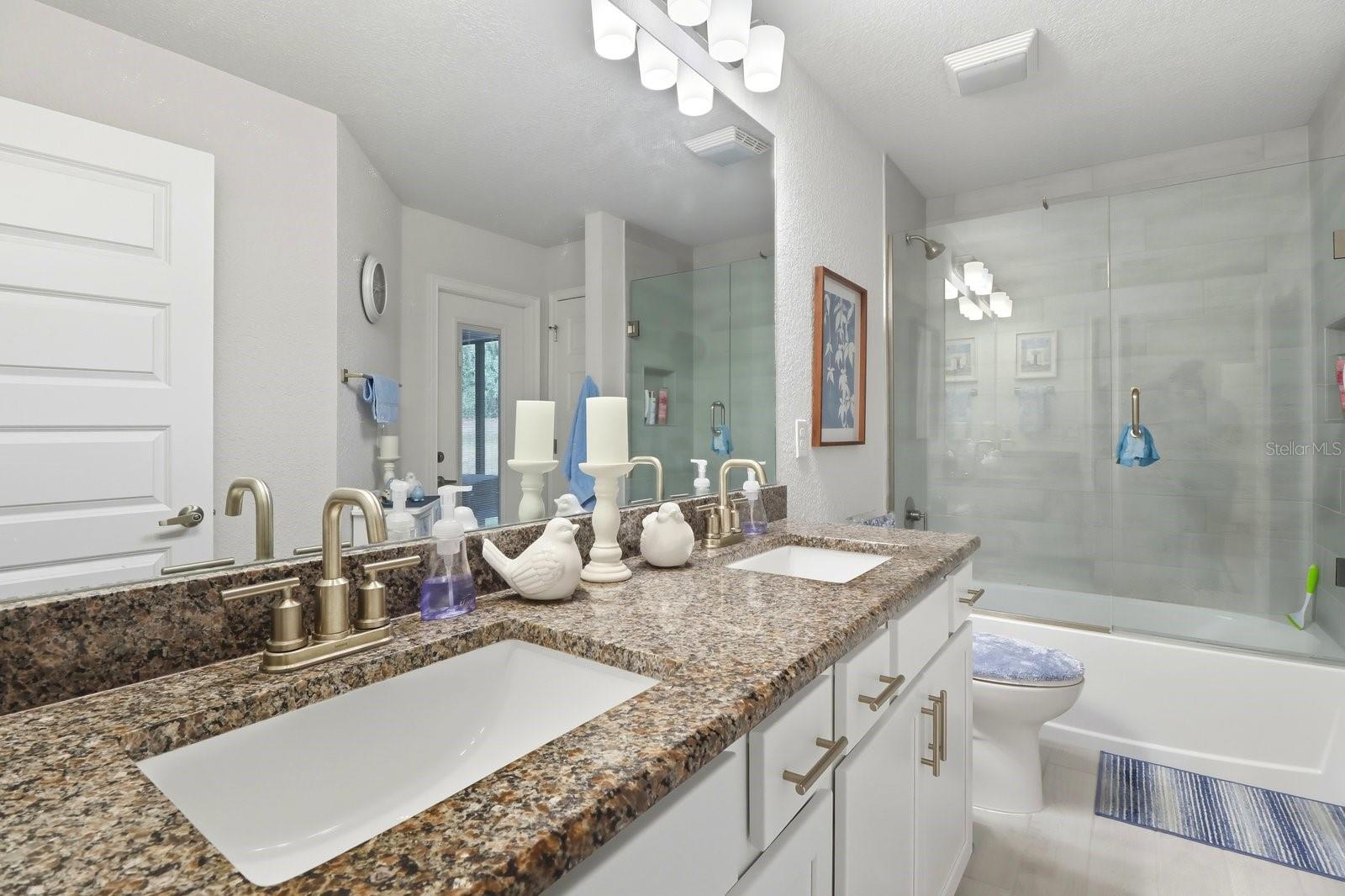 Image 16 of 33 For 6704 179th Court Road