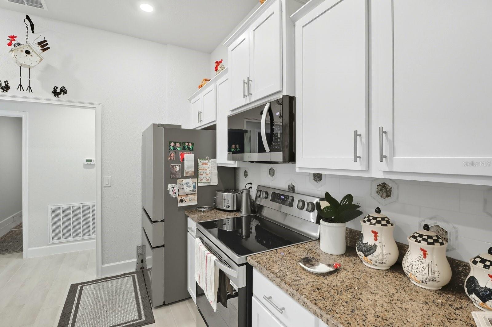 Image 17 of 33 For 6704 179th Court Road
